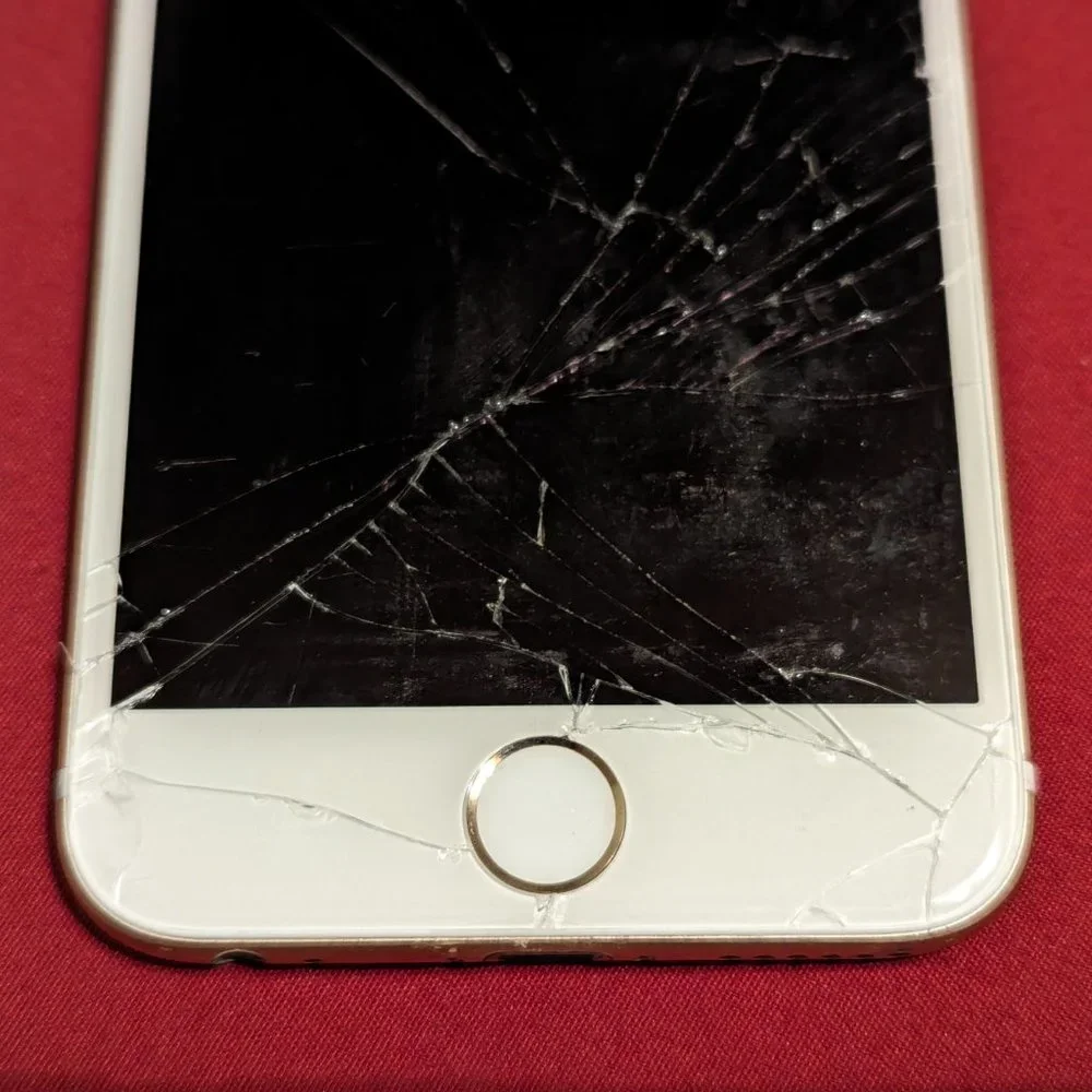 iPhone 6 (A1586) - 16 GB #16 (For parts)***